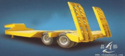LOW FLATBED TRUCK
