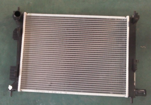 Auto Radiator for Hyundai Accent (KL-HY-069)