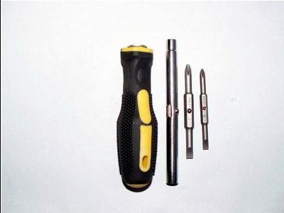 Plastic and rubber handle,is suitable for your hand.