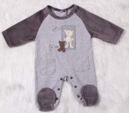 Lovely Bear baby boy Long Sleeve Romper with feet