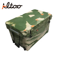 70QT rotomolded cooler box with wheels