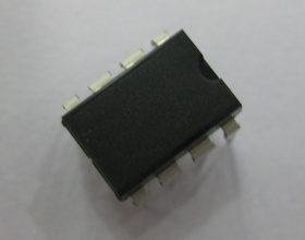 orginal new SN8P25011BPB ic chip-DIP8