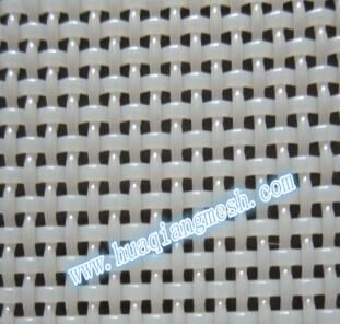 Two-shed and three shed plain weaving fabrics are mainly used in pulp board industry ,packing paper of sulfate pulp industry, man-made board industry and so on.