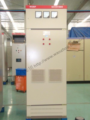 Dynamic low voltage electrical grid reactive power compensation cabinet