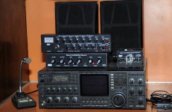 ICOM IC-781 Amateur Radio Transciever
