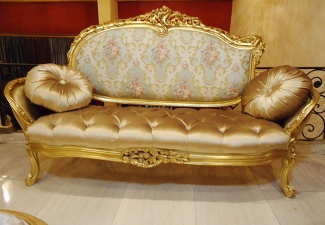 Antique French Carved Sofa in Bright Gold Leafs