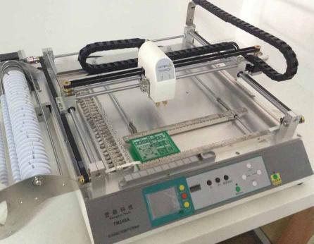 New cheap and Easy Operate ,Automatic desktop Pick and Place Machine TM240A