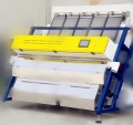 Automatic rice color sorter