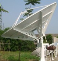 Rx-Tx Ring-focus, dual reflector satellite antenna (1)