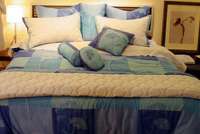 bedding linen,bedclothes