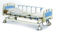 two-cank manual hospital bed