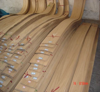 Sliced Chinese oak veneer