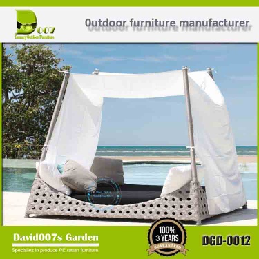 Modern outdoor furniture garden PE rattan daybed