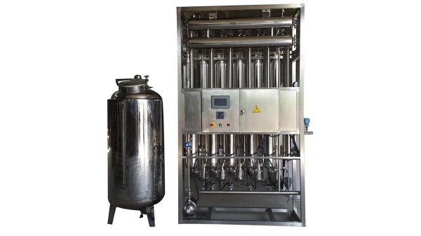 500Liters/hour PLC control Multiple effect water distiller for injection