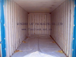 Dry bulk liner with airbag
