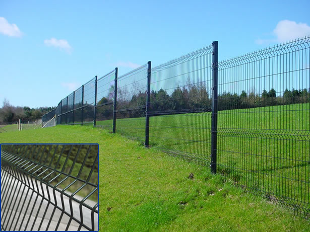 RAL6005 welded mesh fence installation