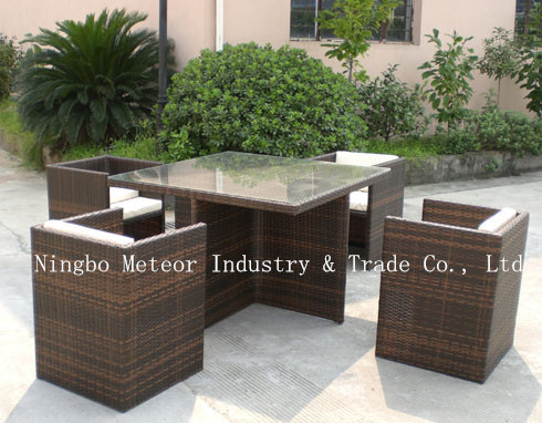 1) UV resistance and waterproof 2) High quality PE rattan & aluminum frame 3) 24 months warranty