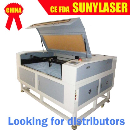 High Quality CO2 Laser Cutter with DSP Control System