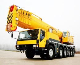 used 200 ton XCMG QAY200 TRUCK CRANES FOR SALE