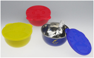 one peice (bowl + spoon, bowl cover), three colors to choose from