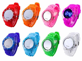 2013 new model Fashion Plastic Colorful Digital Watch
