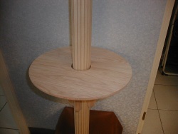 Multi Function Solid Red Oak Shelves for Pole and Column Decoration