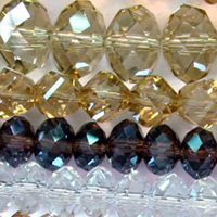 Crystal glass beads