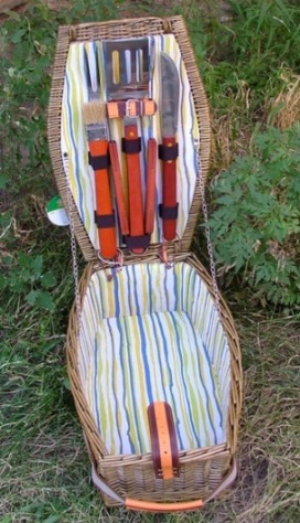 barbecue, picnic basket, wicker