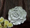 fashion ceramic rose with seashell