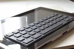 i-keyboard for iPad2 and The new iPad