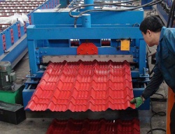 roof deck forming machine
